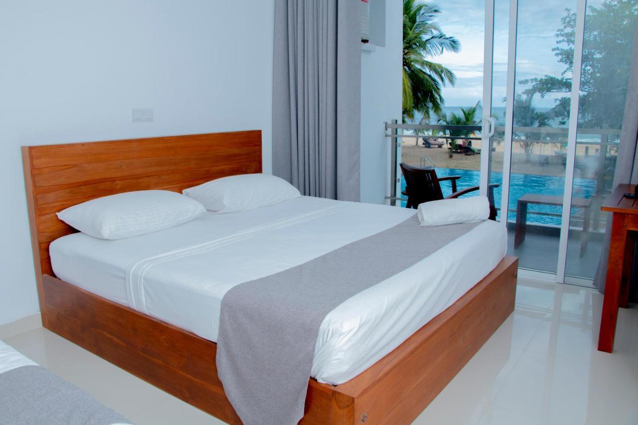 Marakolliya Beach Resort แทนกาลเล ภายนอก รูปภาพ