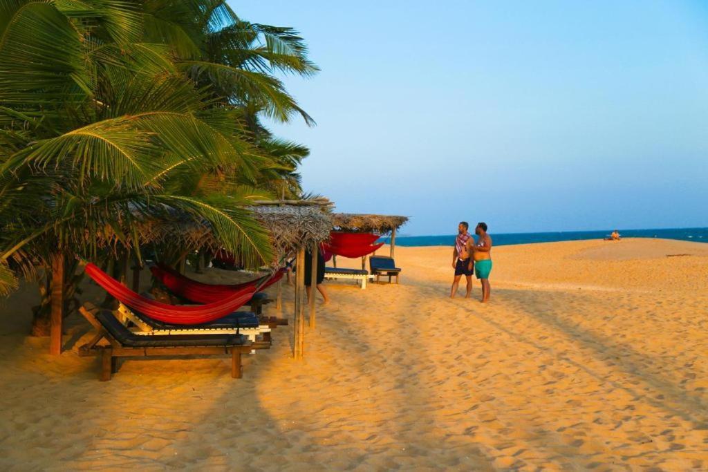 Marakolliya Beach Resort แทนกาลเล ภายนอก รูปภาพ